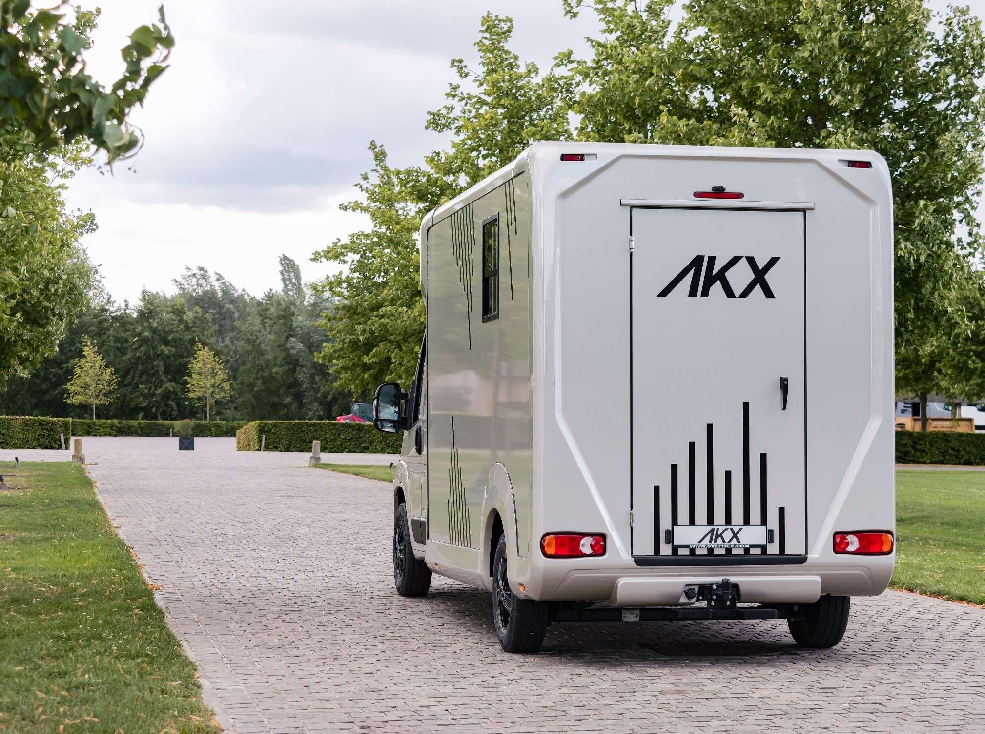 AKX SINGLE CABIN OPEL MOVANO STALLION LAYOUT